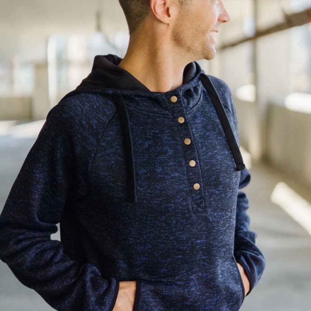 Zyia Men’s size small Blue Melange Pocket hoodie